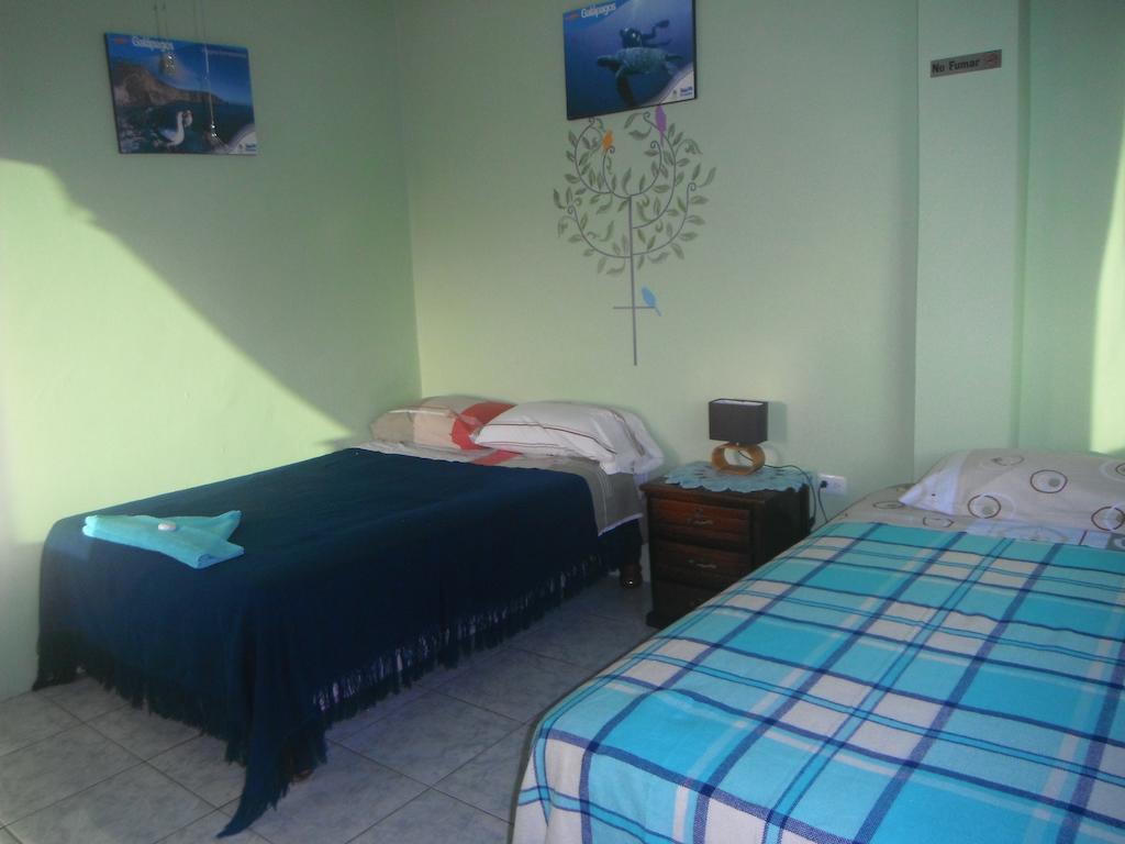 Casa De Celeste Puerto Baquerizo Moreno Rom bilde